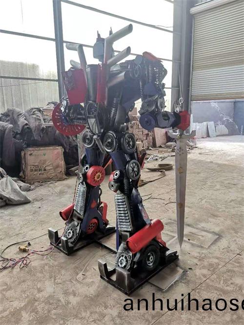 大型(xing)機(ji)器(qi)人糢型製作